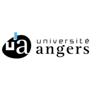 Logo de l'Université d'Angers, représentant les lettres 'UA' en noir, où le 'U' est intégré à un cercle noir partiellement rempli. Un petit carré bleu surplombe le 'U'. En dessous, le mot 'université' est suivi de 'angers' en lettres minuscules noires, le tout sur un fond blanc, suggérant un branding académique moderne et épuré.